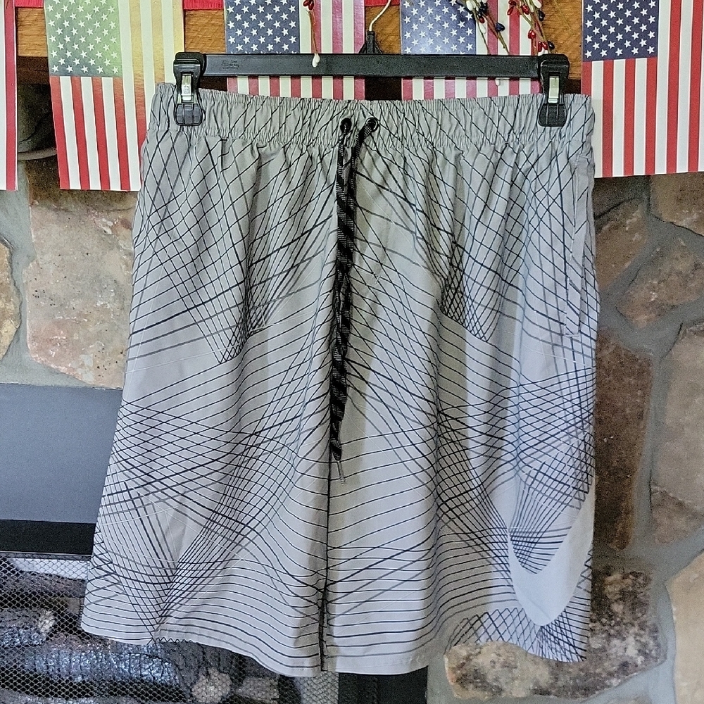 Nike Mens Sz XL Swim Trunks